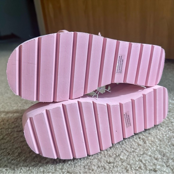 Madden Girl | Vaultt Wedge Platform Strappy Sandal in Pink Paris, size 8.5 - Picture 7 of 10